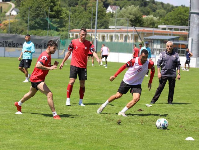 Sivasspor’da yeni sezon hazırlıkları sürüyor