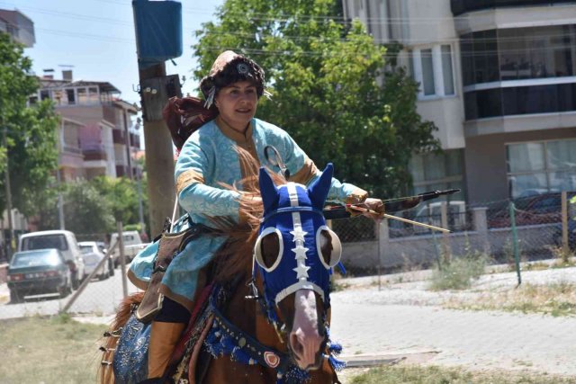 Dursunbey’de Atlı Okçuluk Türkiye Şampiyonası heyecanı