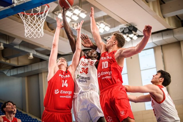 FIBA 20 Yaş Altı Erkekler Avrupa Şampiyonası: Türkiye: 54 - Polonya: 53