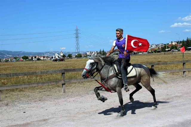 Rahvan At Yarışları Değirmendere Koşusu nefesleri kesti