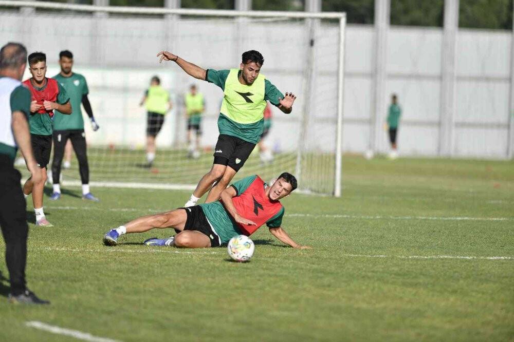Bursaspor’da maç antrenmanı devam ediyor