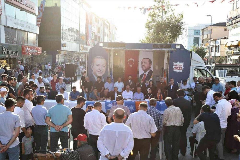 AK Parti’nin “Yüz Yüze 100 Gün Programları”  başladı