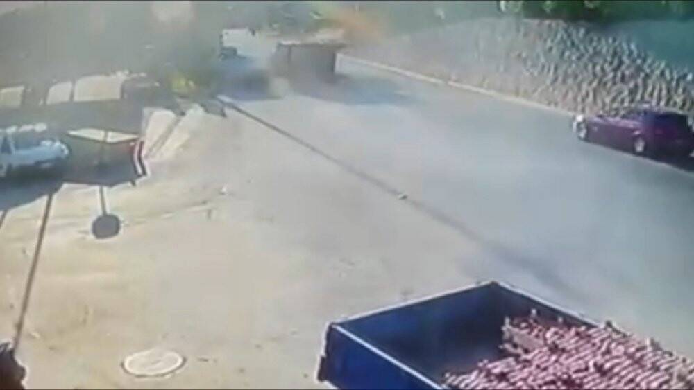 Facia teğet geçti...O anlar kamerada