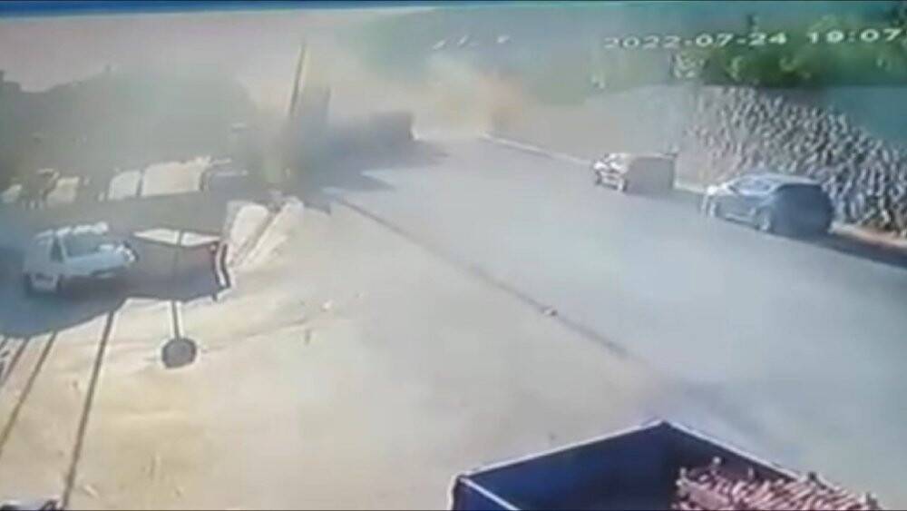 Facia teğet geçti...O anlar kamerada