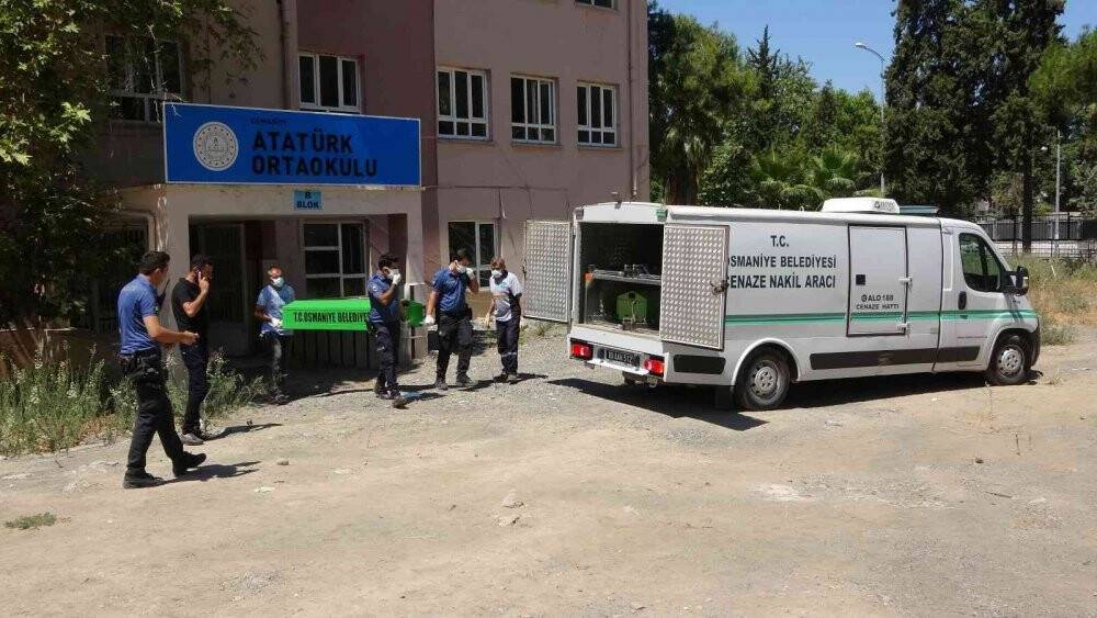 Osmaniye’de okul binasında erkek cesedi bulundu