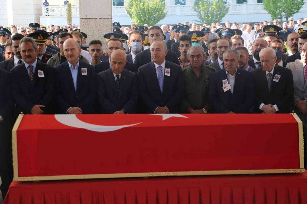 Fırat Kalkanı şehidi son yolculuğuna uğurlandı