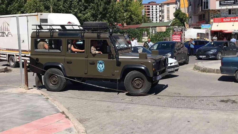 Hastane içinde silahlı kavga: 1’i ağır 2 yaralı