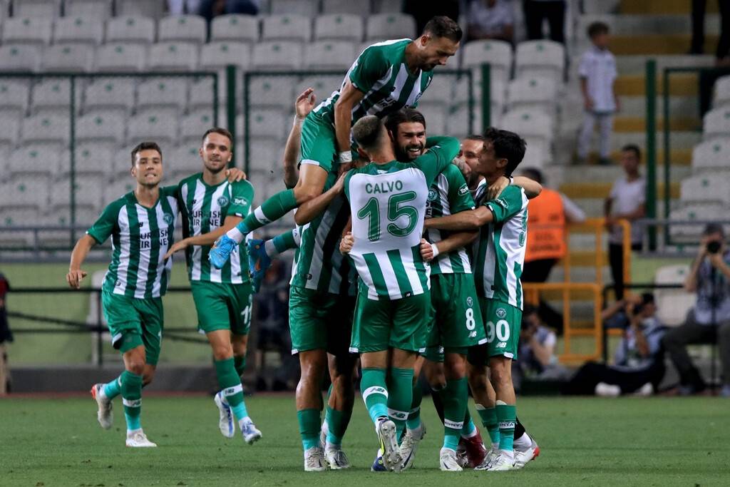 aa-20220728-28524111-28524108-arabamcom-konyaspor-bate-borisov.jpg