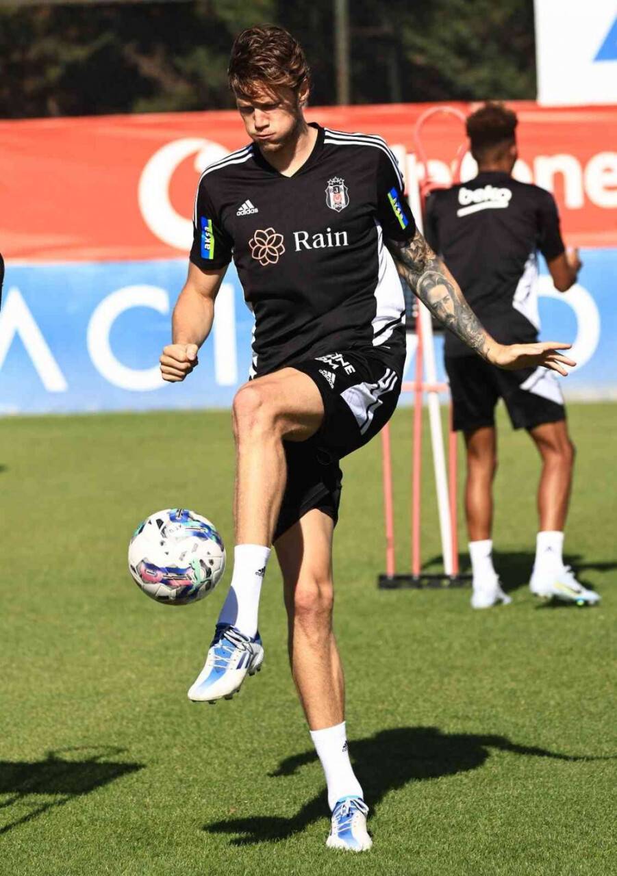 Beşiktaş, yeni sezon hazırlıklarını sürdürdü
