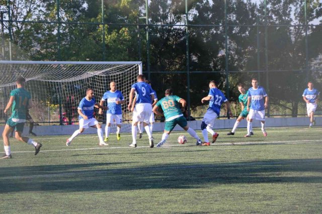 Futbolun kalbi İvrindi’de atıyor