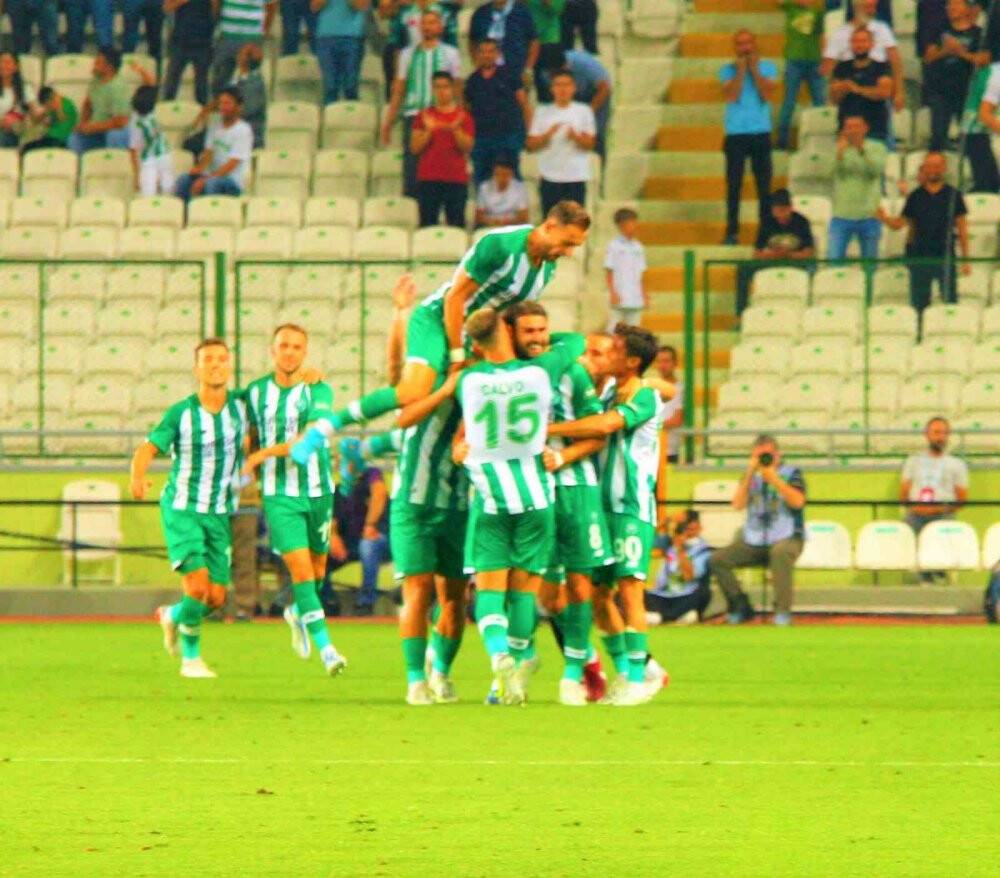 UEFA Konferans Ligi: Konyaspor: 2 - BATE Borisov: 0 (İlk yarı)