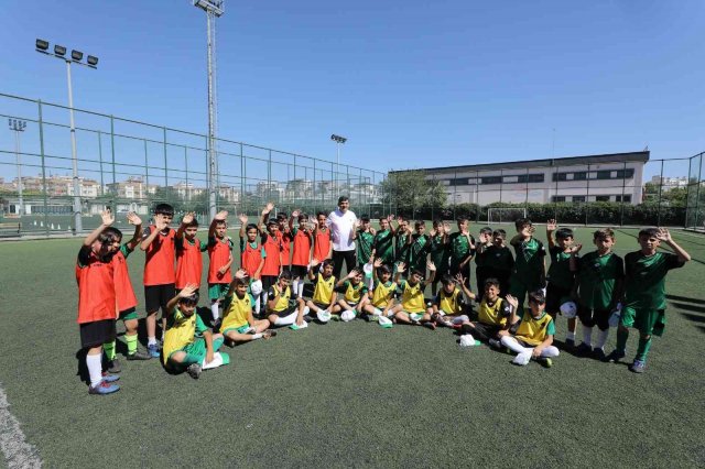 Yaz akademileri binlerce futbolcuyu ağırlıyor