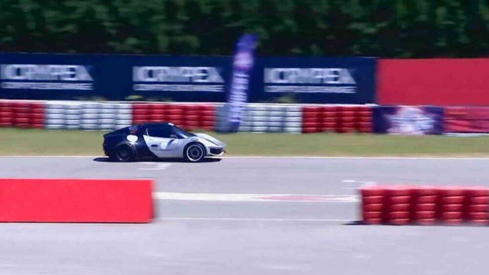 Selçuk Üniversitesi Elektrikli Aracı, TEKNOFEST’te Görsel Tasarım Ödülü’nün sahibi oldu