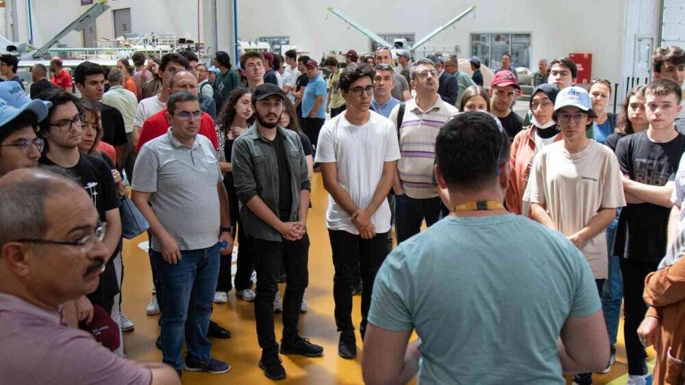Türk Havacılık ve Uzay Sanayii (TUSAŞ) geleceğin mühendislerine kapılarını açtı