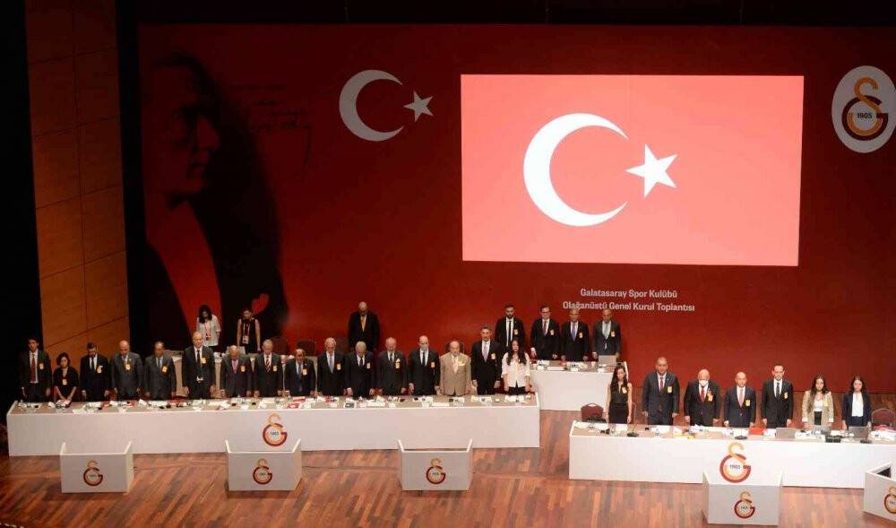Dursun Özbek yönetimi talep ettiği yetkileri aldı