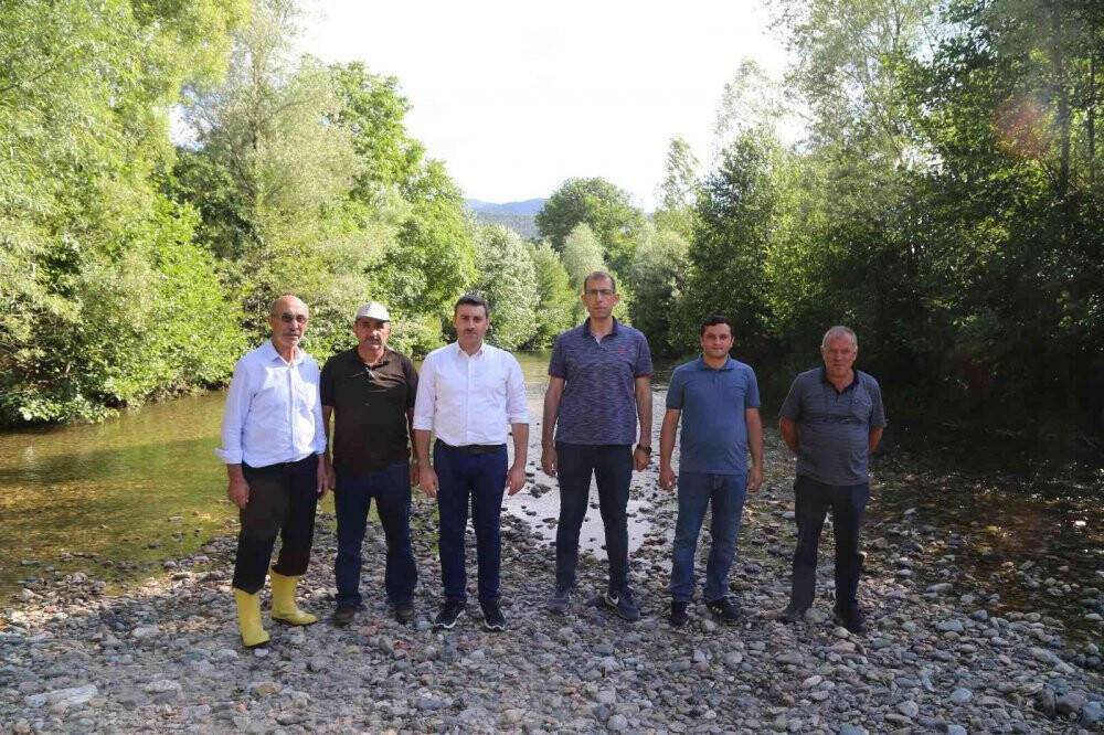 Gümüşhane’de 5 bin yavru alabalık derelere bırakıldı