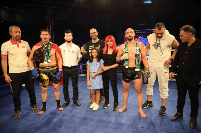 Kocaeli’de kick boks coşkusu yaşandı