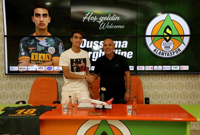 Alanyaspor, Oussama Targhalline’yi kiralık olarak kadrosuna kattı