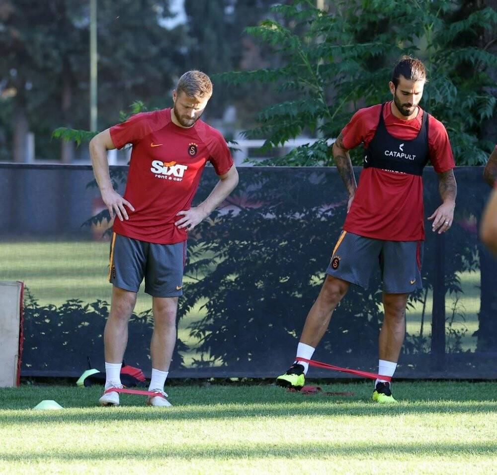 Galatasaray, Antalyaspor maçı hazırlıklarına başladı