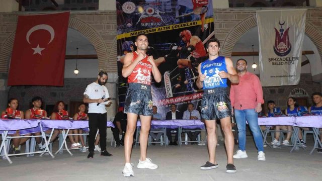 Muaythai sporcuları meydan okudu