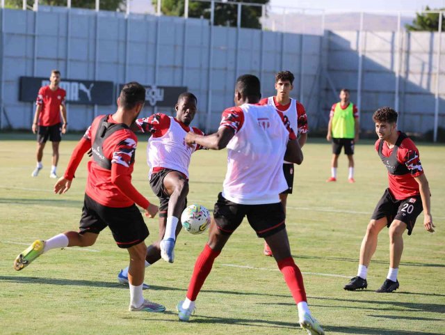 Sivasspor’da Gaziantep FK maçı hazırlıkları başladı