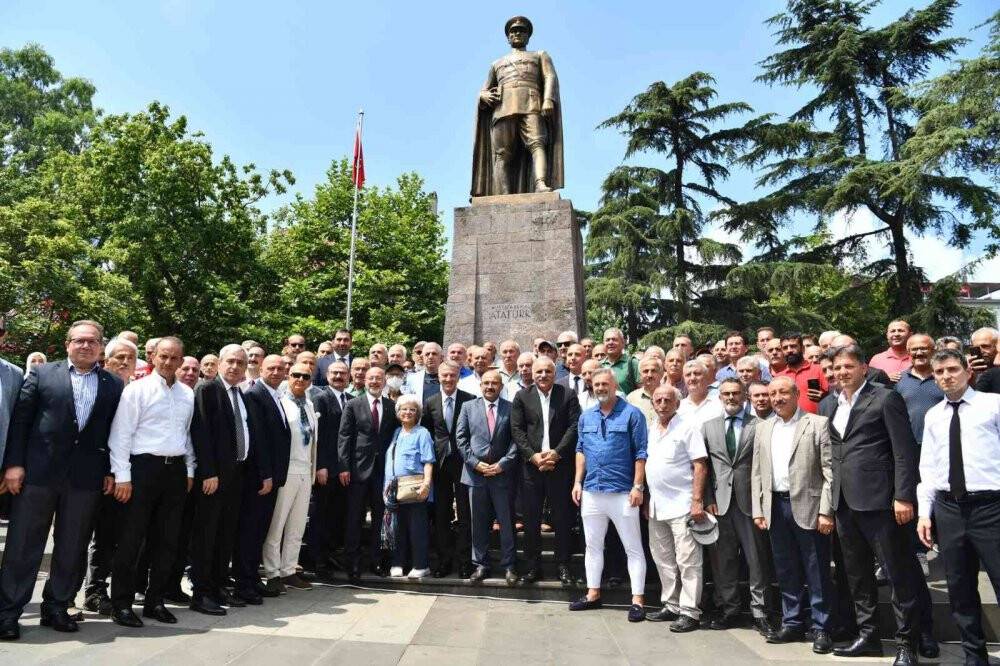 “Trabzonspor’un tüm başarıların hepsinde alnı ak, başı dik oldu”