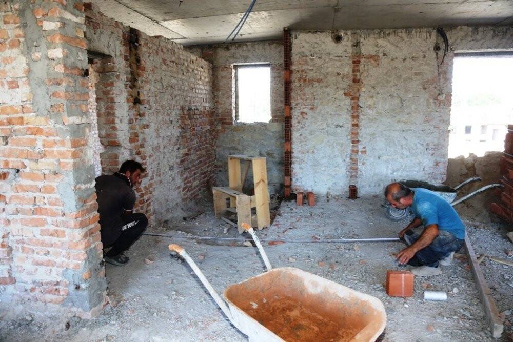 Ereğli’de Korkut Ata Sosyal Tesisleri’nde restorasyon hızla devam ediyor
