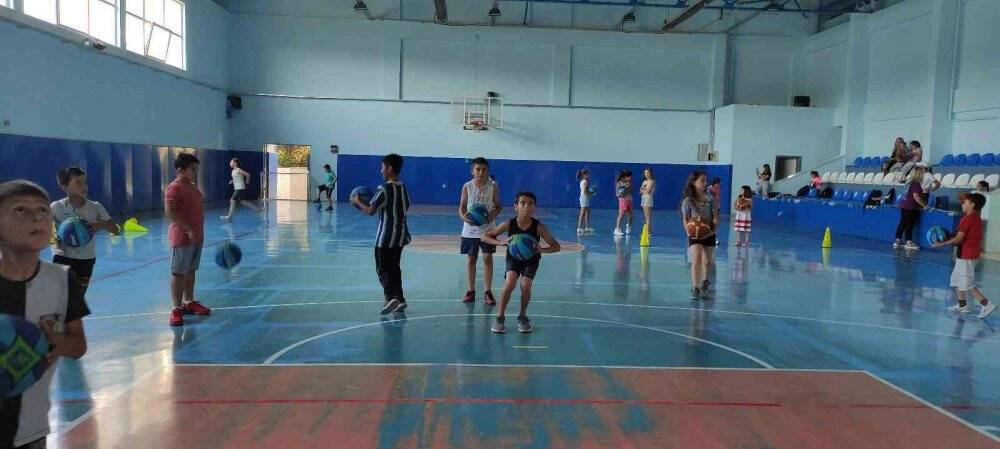 Milli sporcu kadın muhtar,  şampiyonlar yetiştiriyor