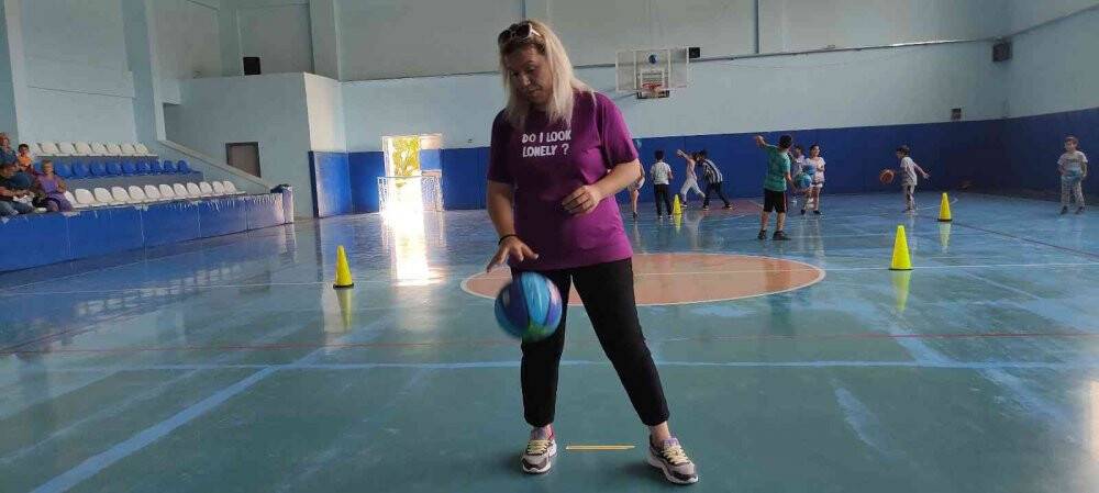 Milli sporcu kadın muhtar,  şampiyonlar yetiştiriyor