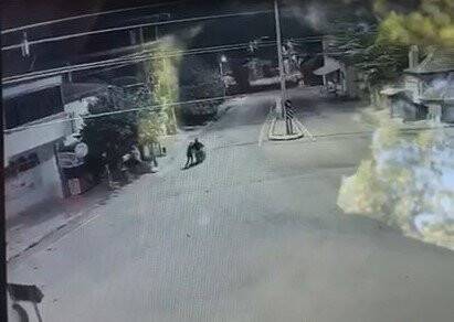 Motosiklet hırsızlığı şüphelilerini kamera görüntüleri ele verdi