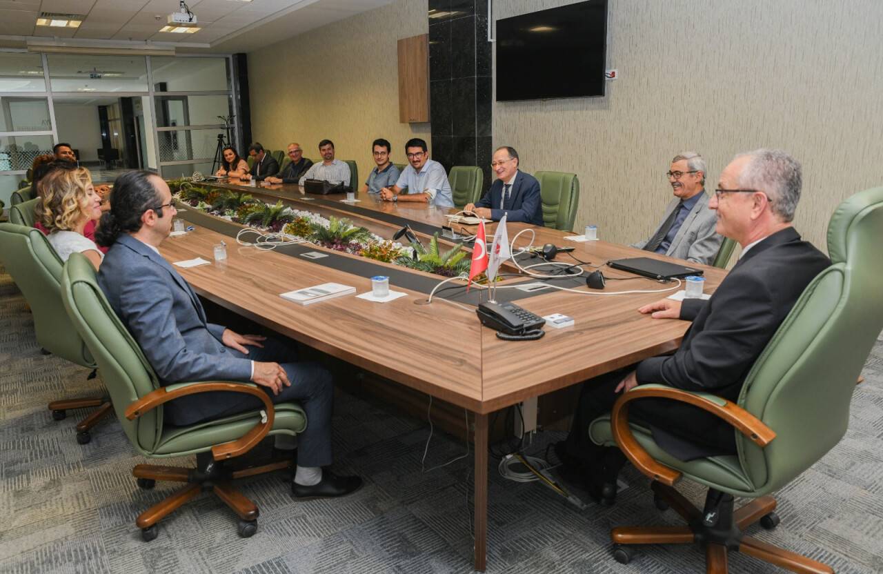 rektorumuz-ve-beraberindeki-heyet-tenmak-yetkilileri-ile-bir-araya-geldi-8.jpeg