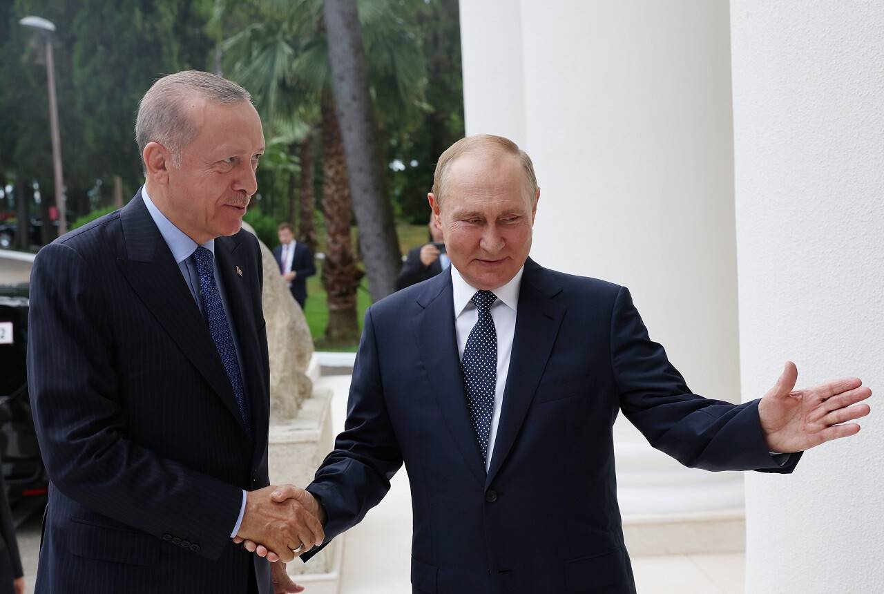 aa-20220805-28578198-28578191-cumhurbaskani-erdogan-rusya-devlet-baskani-putin-ile-gorustu.jpg