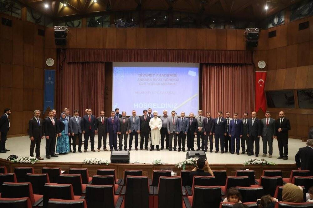 Diyanet İşleri Başkanı Erbaş: “Kur’an-ı Kerim’i en güzel şekilde okuyan hocalara ihtiyacımız var”