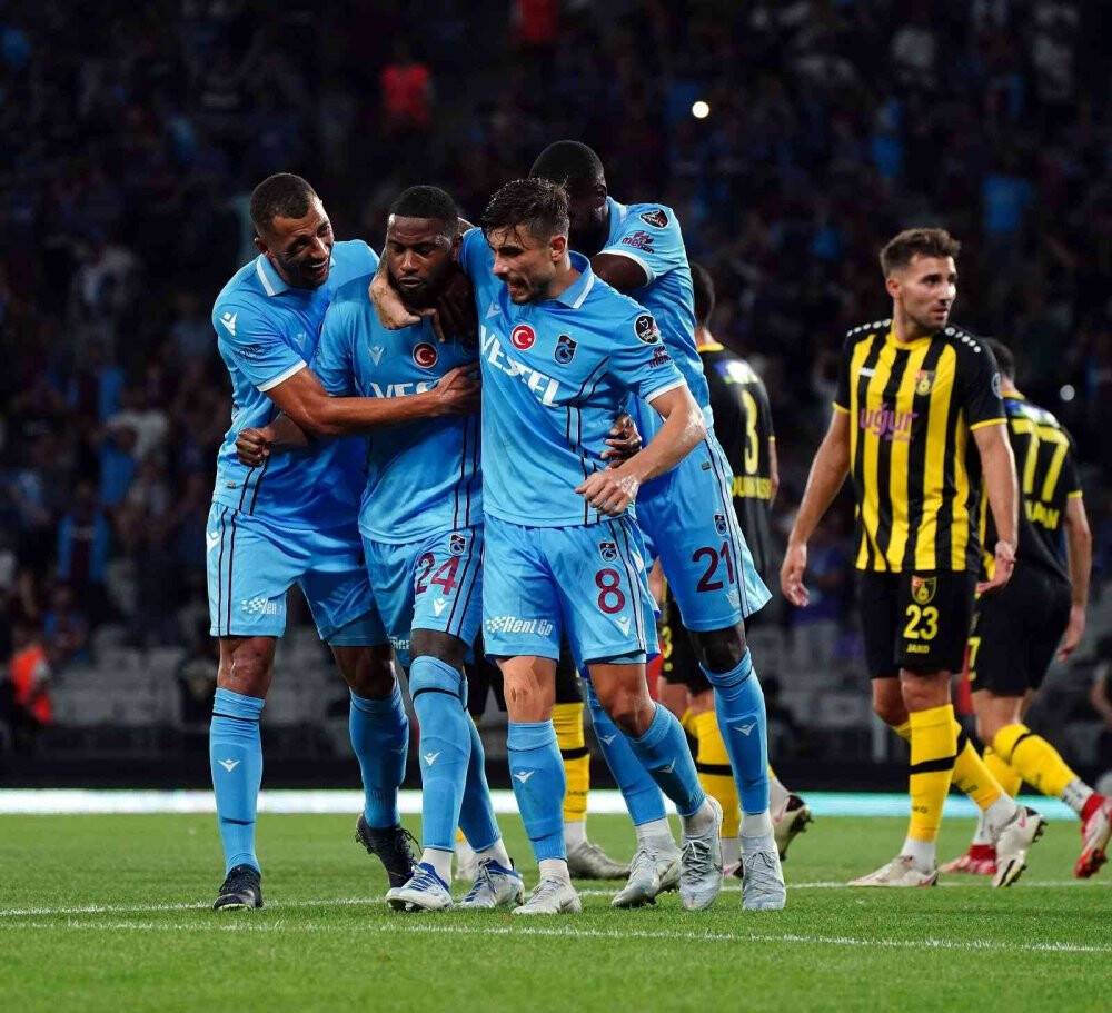 Spor Toto Süper Lig: İstanbulspor: 0 - Trabzonspor: 2 (Maç sonucu)