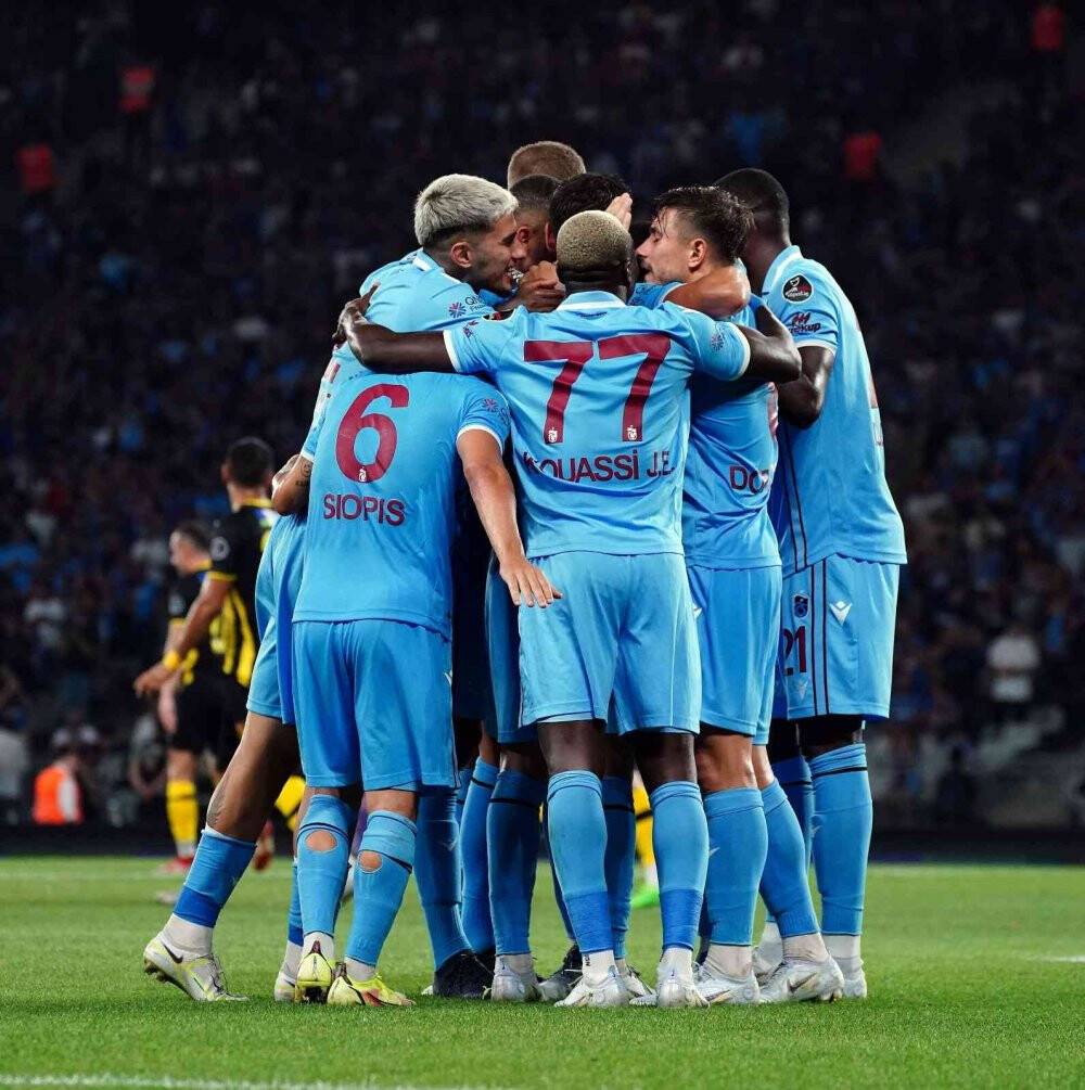 Spor Toto Süper Lig: İstanbulspor: 0 - Trabzonspor: 2 (Maç sonucu)
