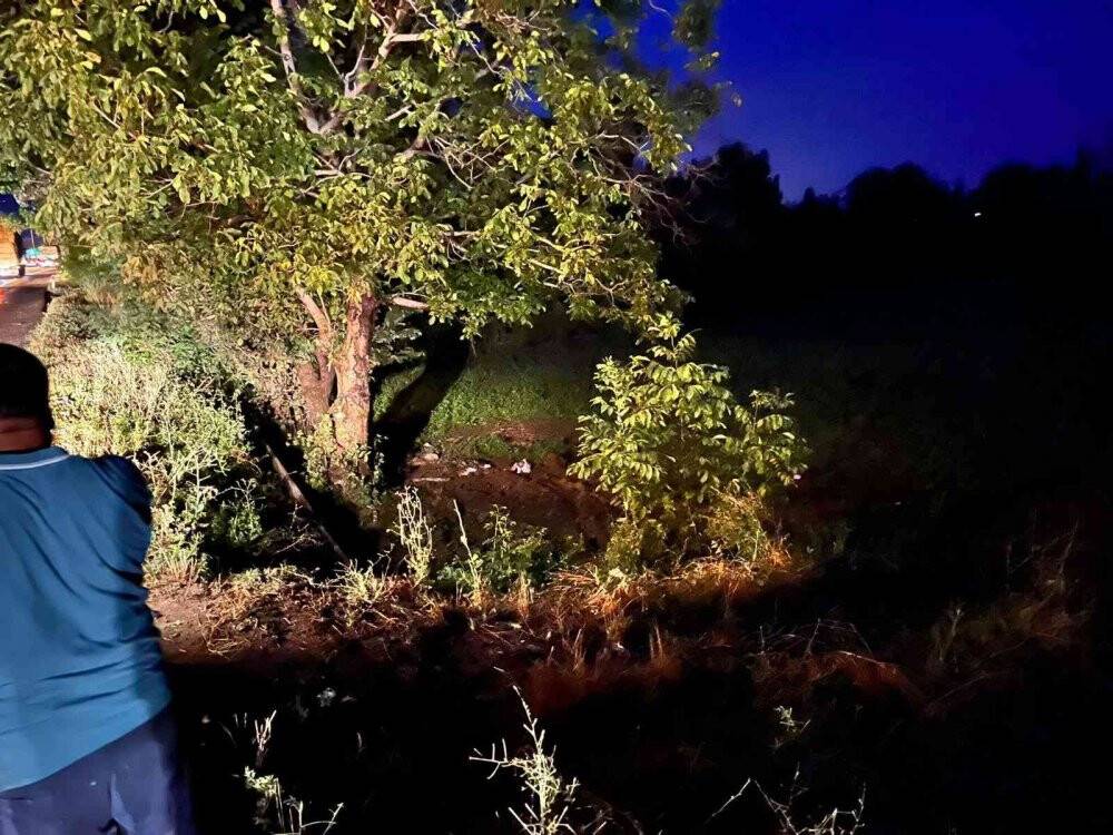 İçerisinde 4 gencin bulunduğu otomobil şarampole girdi: 2 ölü