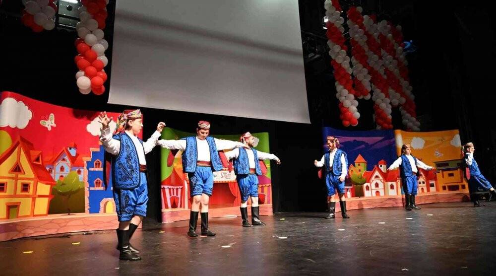 Dönem sonu etkinliğinde SOBE öğrencileri sahne aldı