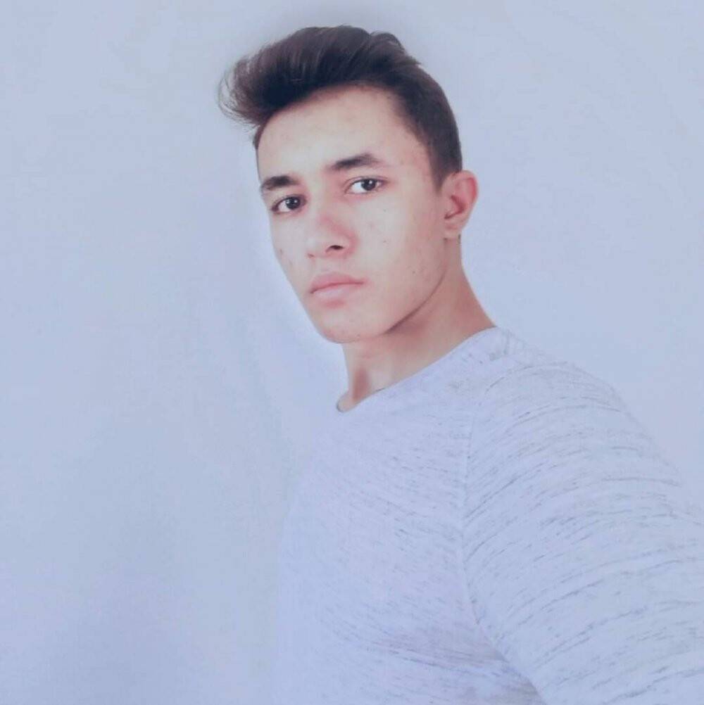 5 kişilik aile yan yana toprağa verildi