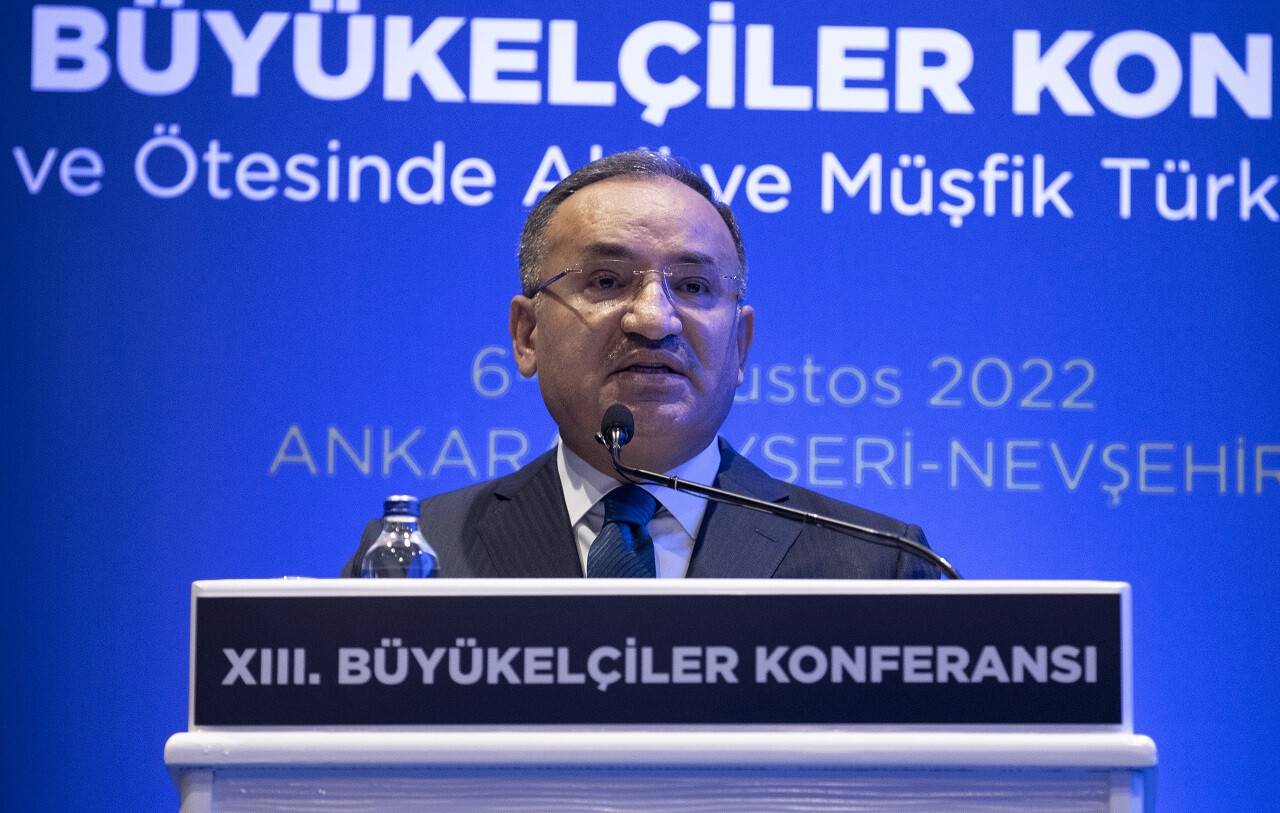 aa-20220810-28611714-28611710-13-buyukelciler-konferansi.jpg