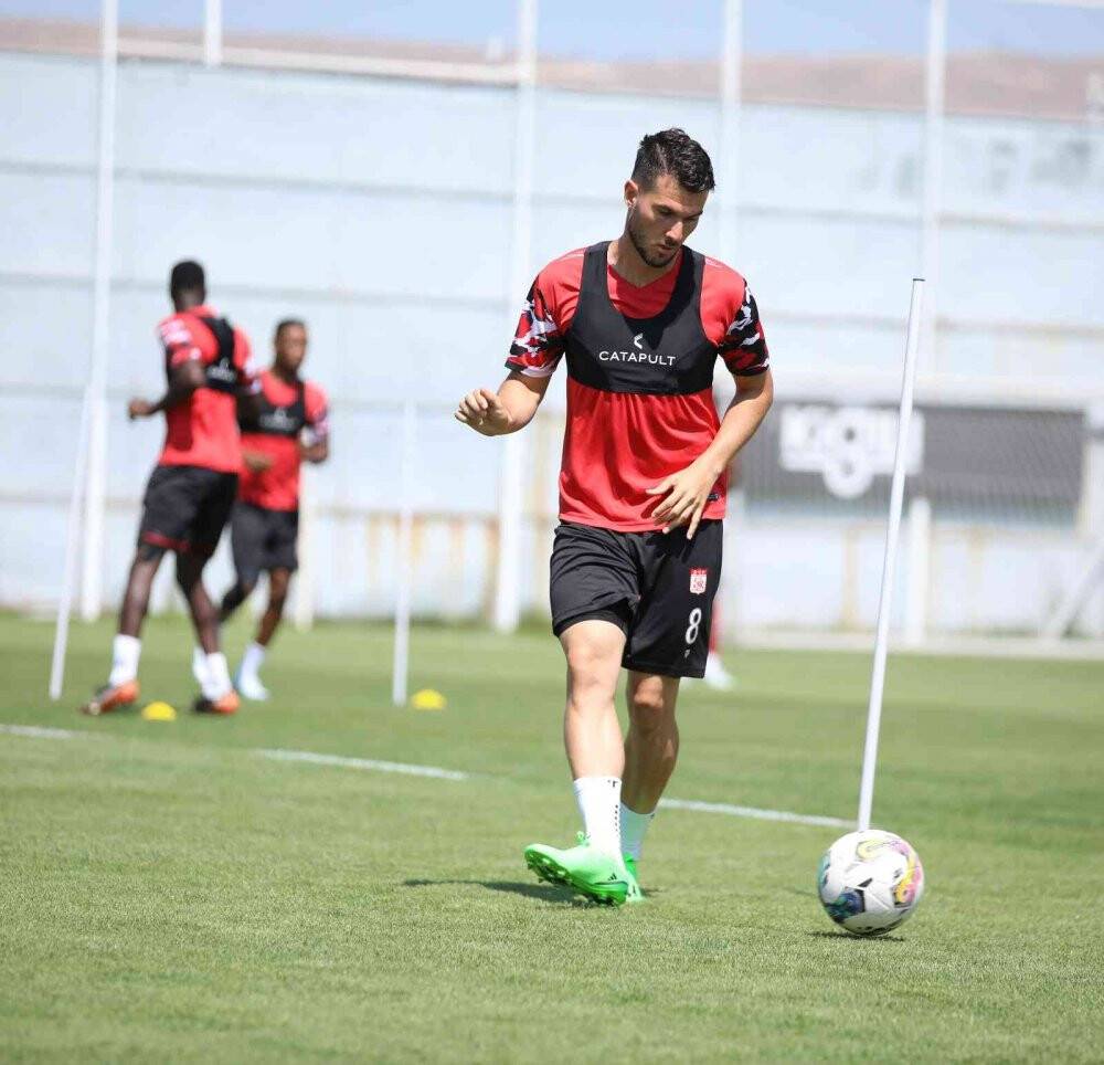 Sivasspor, Adana Demirspor maçına galibiyet için hazırlanıyor