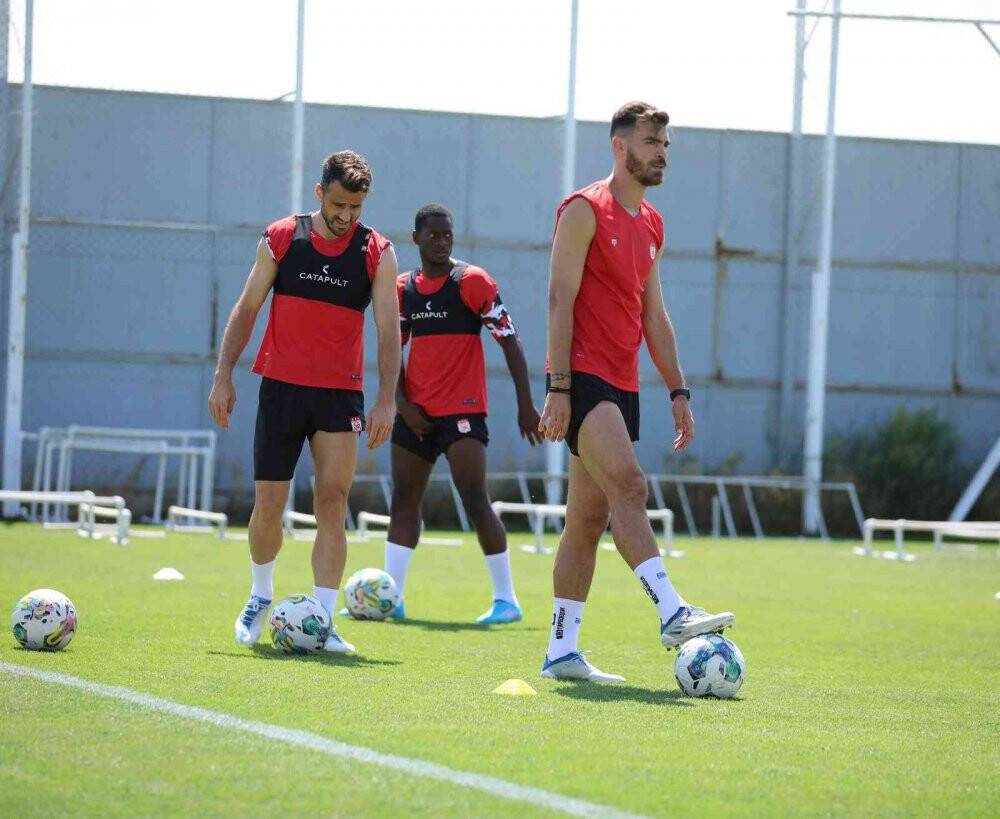 Sivasspor, Adana Demirspor maçına galibiyet için hazırlanıyor