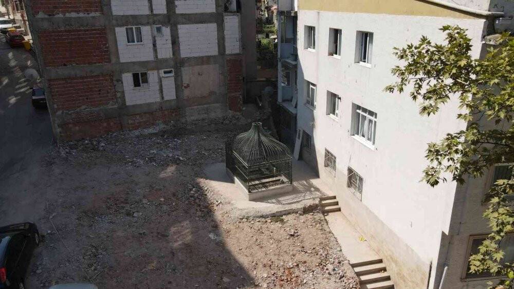 Aşık Yunus’un apartman boşluğundaki türbesi gün yüzüne çıkarıldı