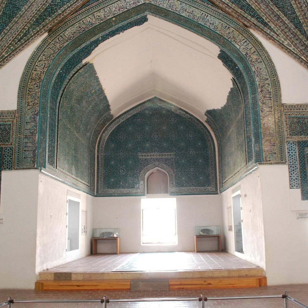 karatay-2.jpg
