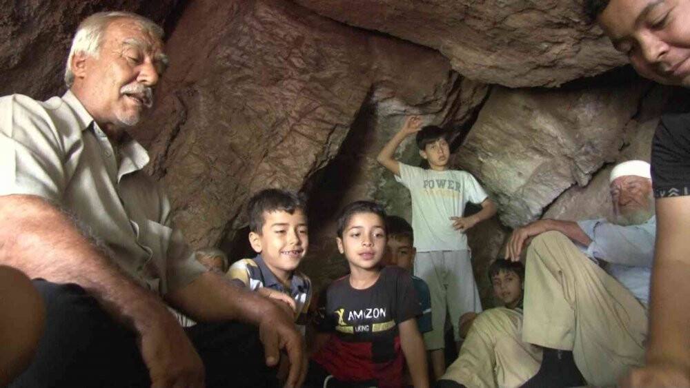 Hatay’da doğal klima özelliği olan mağara yaz aylarında ilgi görüyor