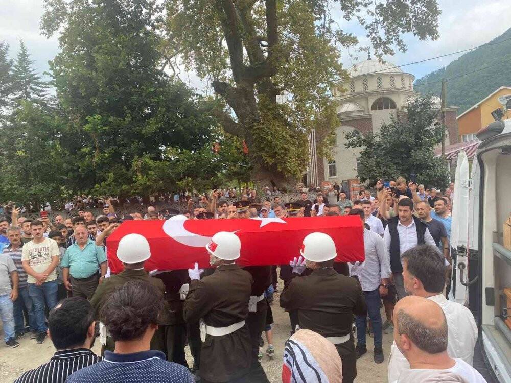 Kazada ölen uzman çavuş son yolculuğuna uğurlandı