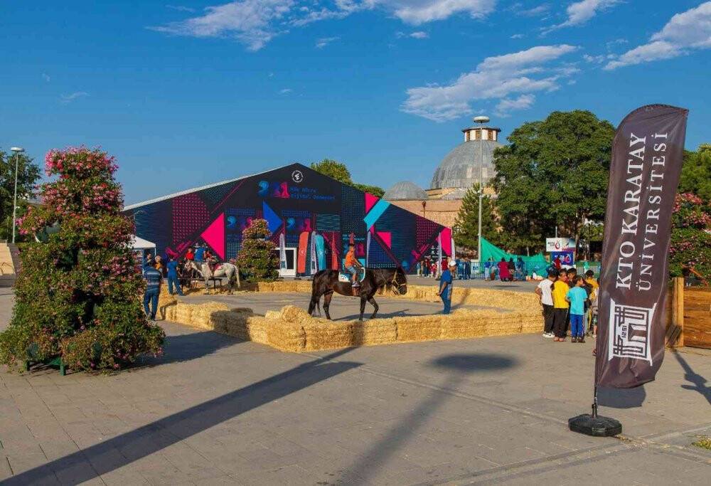 “Kök Hücre Dijital Deneyimi” sergisi açıldı