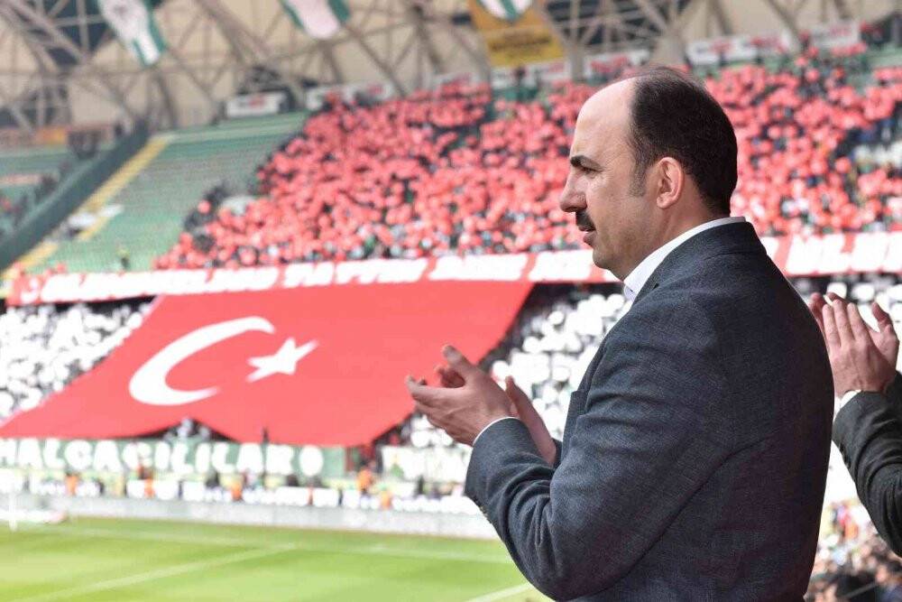 Konya Büyükşehir Belediye Başkanı Uğur İbrahim Altay: Konyaspor'umuzun her zaman yanındayız.