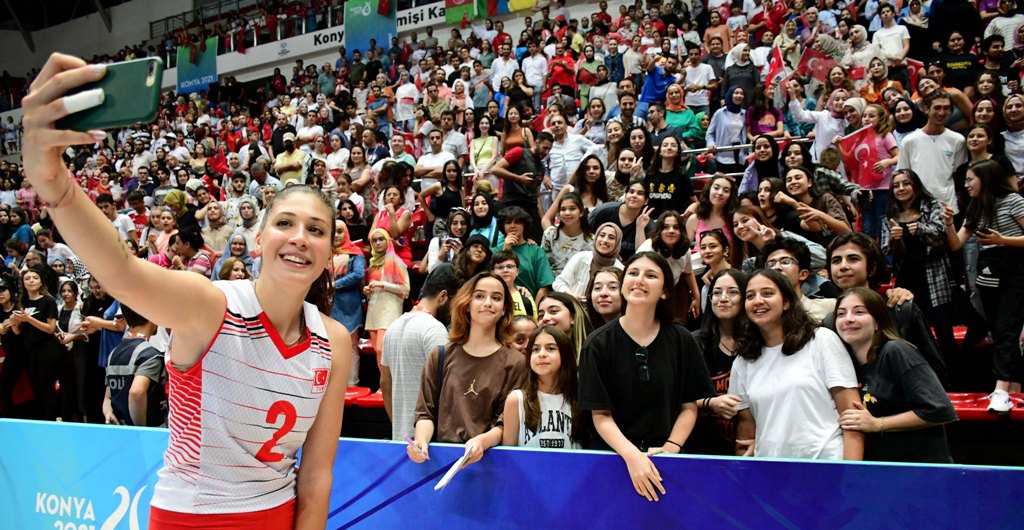 15-08-2022-turkiye-iran-kadinlar-voleybol-final-maci-23.jpg