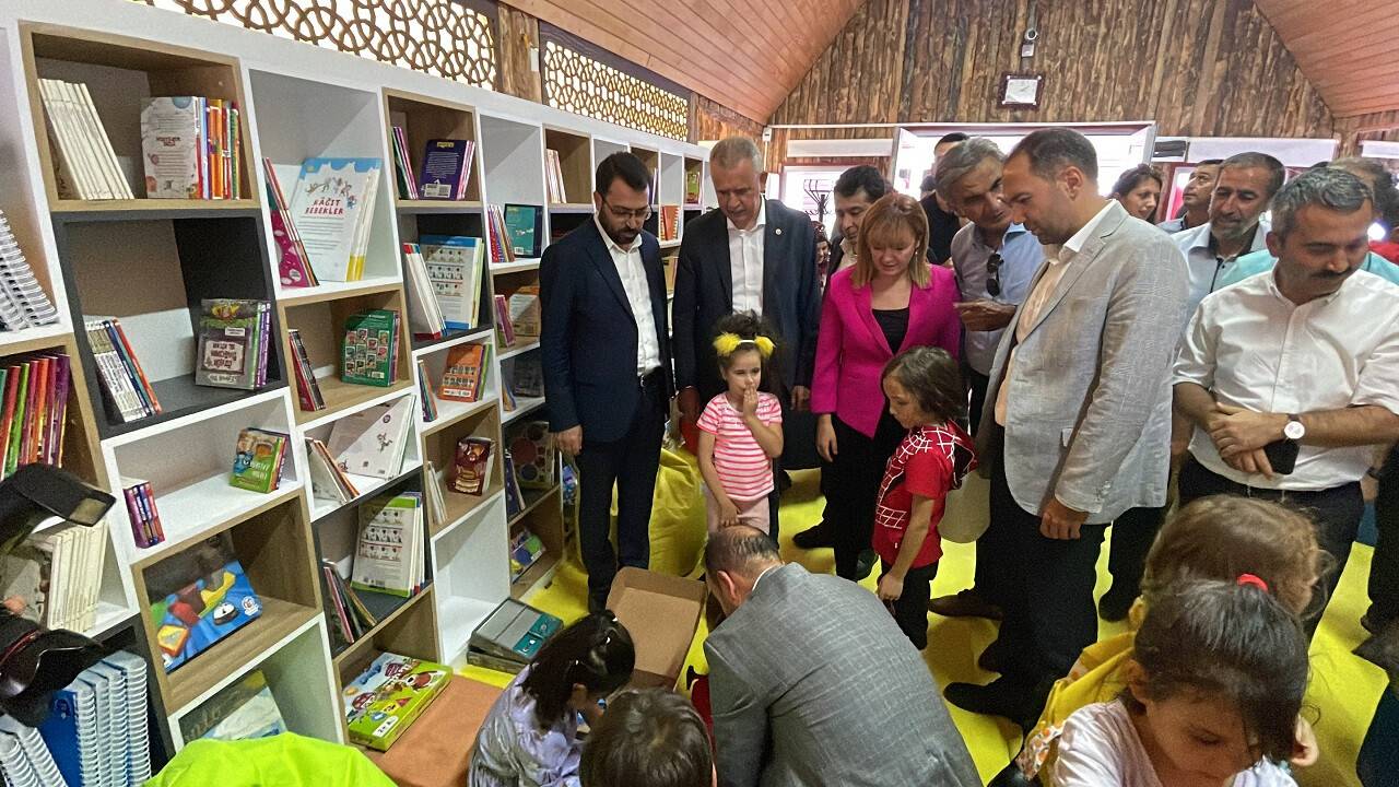 aa-20220817-28670190-28670186-nigdede-cocuk-kutuphanesi-acildi.jpg
