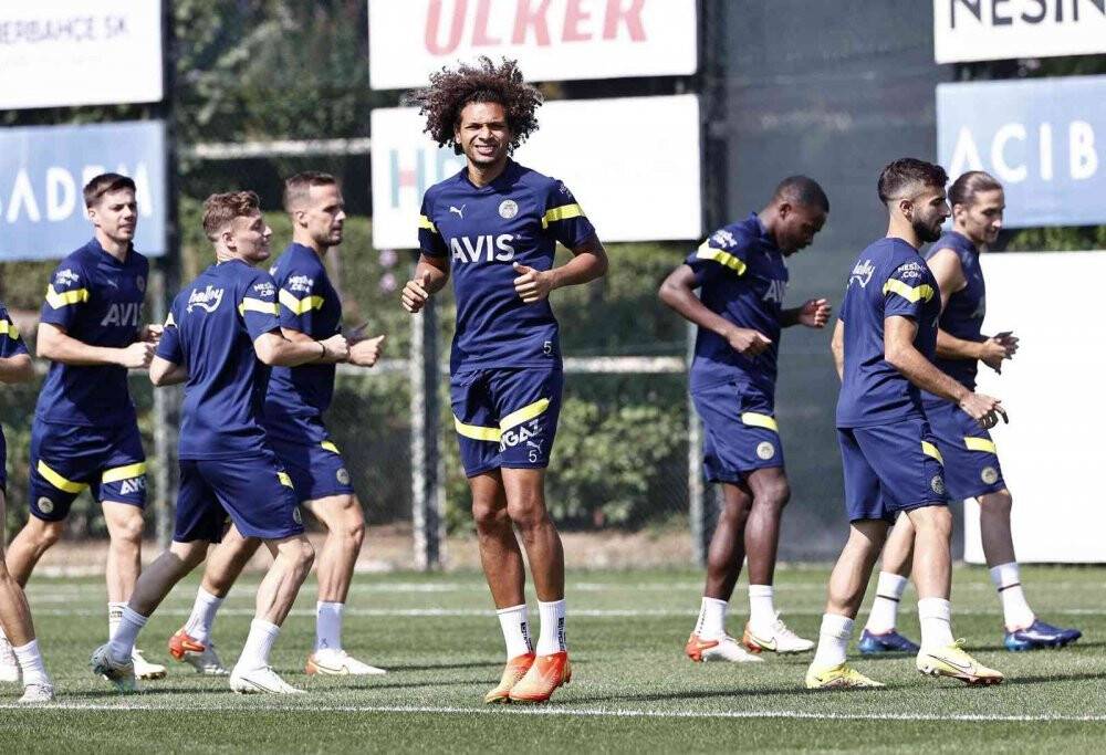 Fenerbahçe, Austria Wien maçı hazırlıklarını sürdürdü